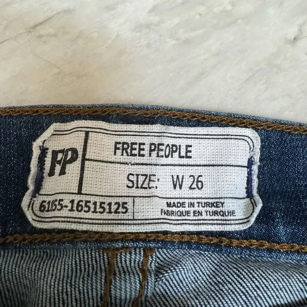 Free People Distressed Denim Jeans Button Fly Stretch Raw Hem Pockets size 26